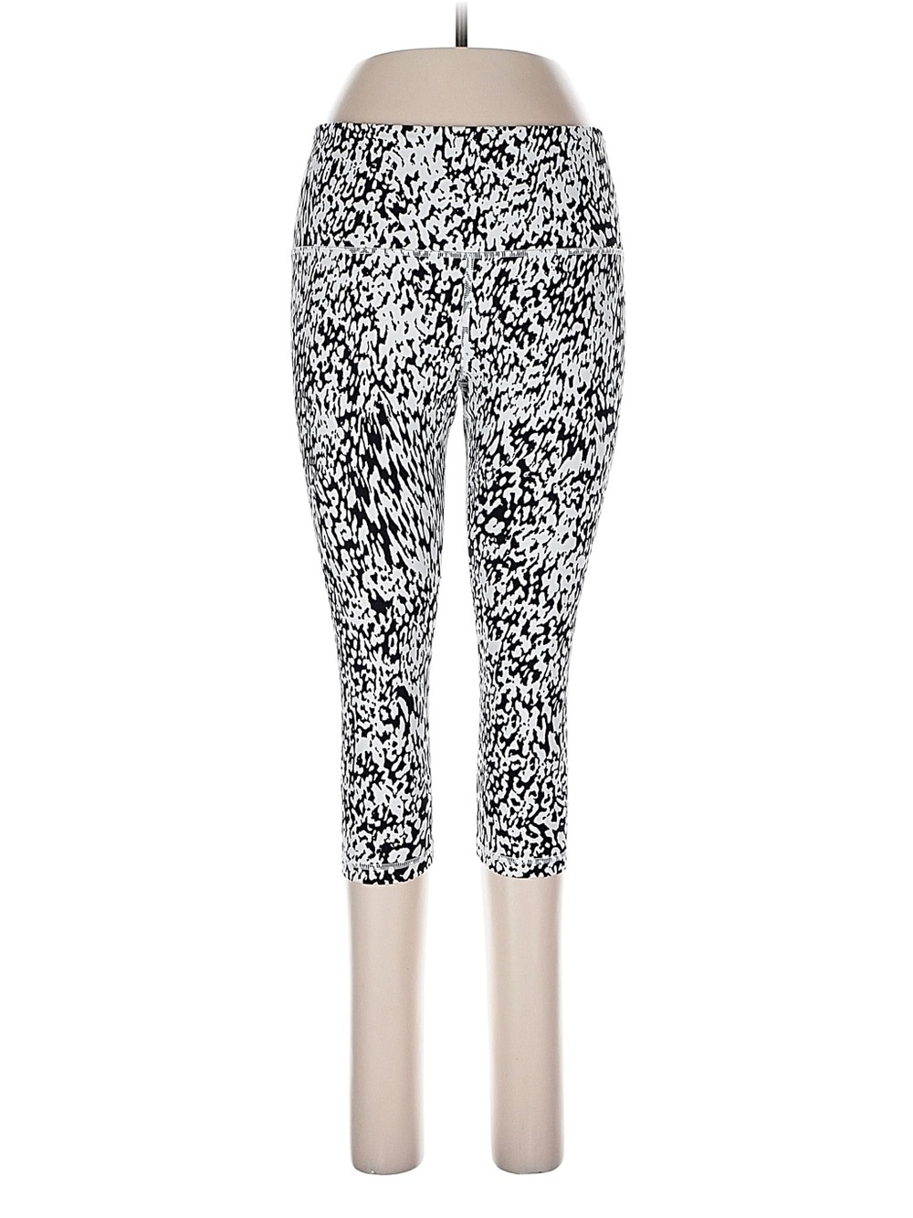 Athleta Women’s Black/White Animal Print Active Capri Leggings